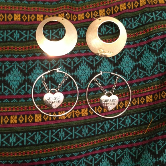 Guess Earings