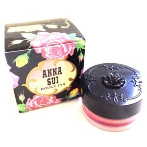 Anna Sui