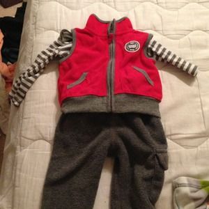 ❌SOLD❌ Vest outfit