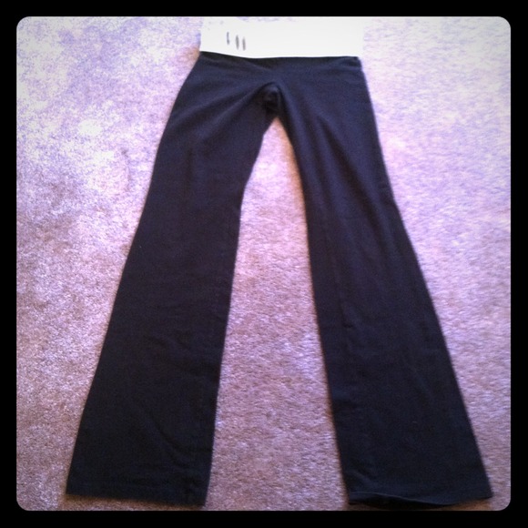 Pink - VS yoga pants