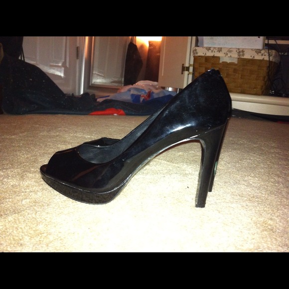 Gianni bini 5 inch, open toed heels. Worn twice. - Picture 2 of 2