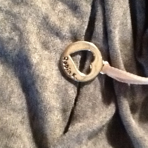 Shirt - Picture 4 of 4