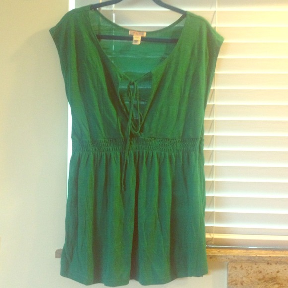 Green Top or Beach Cover-up