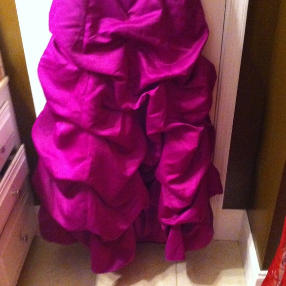 Used twice prom dress - Picture 4 of 4