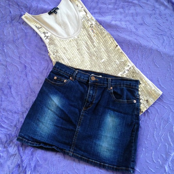 🌀🌀Forever 21 Denim Skirt
