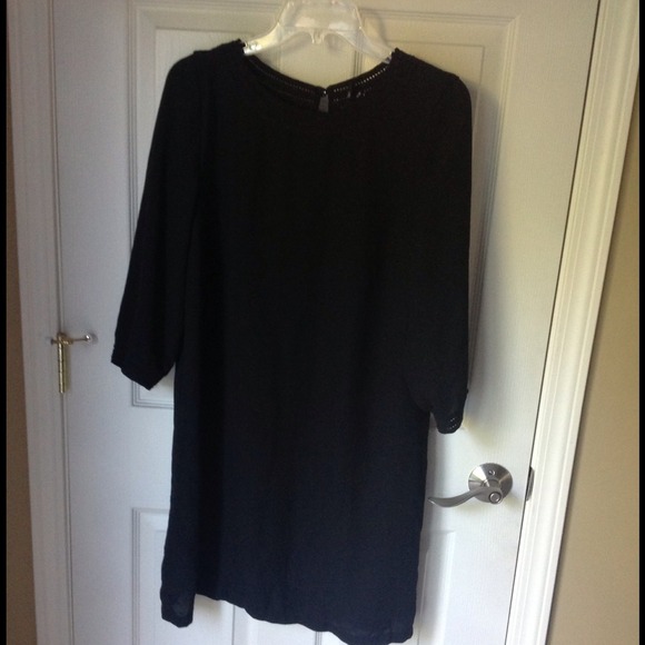 Long Sleeve Black Dress