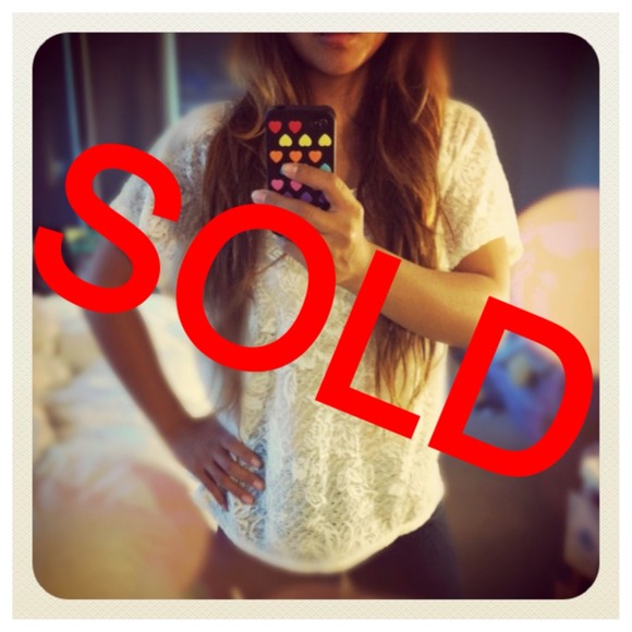 ❌SOLD ON EBAY❌Forever 21 Lace Top (Large)