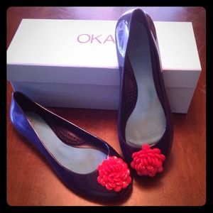 Oka navy blue and red flower ballet flats