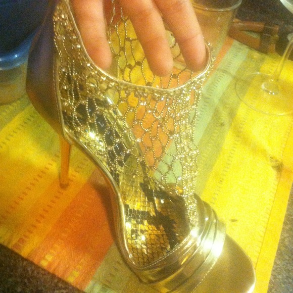 Classy heals