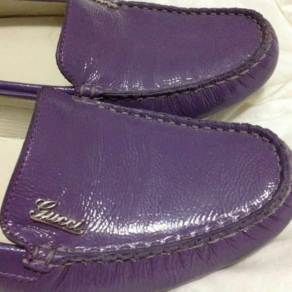 Like new Gucci lavender patent leather moccasins! - Picture 4 of 4