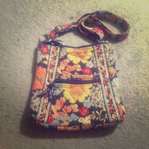 "HAPPY SNAIL" Vera Bradley!