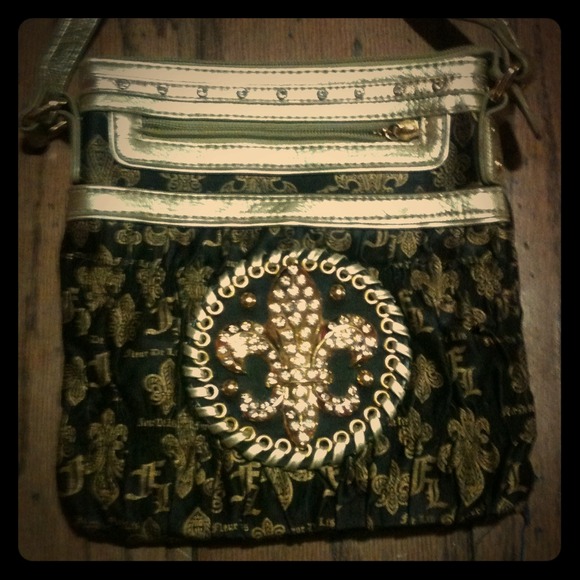 Fleur de Lis Crossover and Red Crossover Bundle