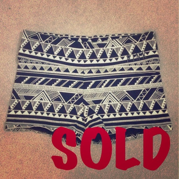 Victoria secret yoga shorts small