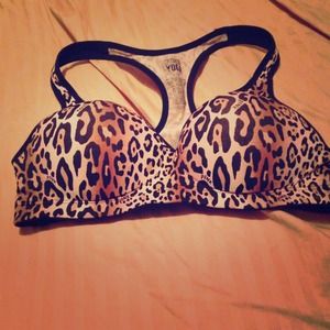 Victorias Secret PINK yoga push-up bra M