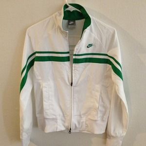 NWOT Nike jacket S