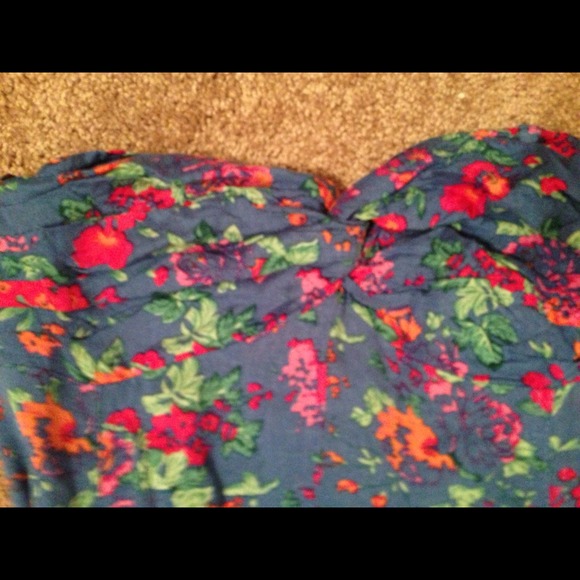 Strapless Floral Sun Dress - Picture 2 of 3