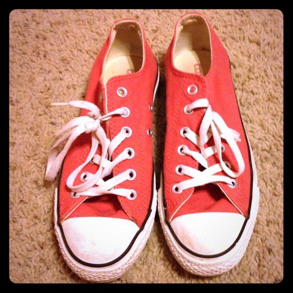 🎀Coral Converse🎀