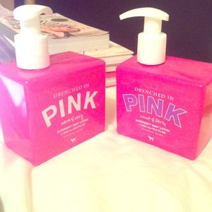 VS lotion for @stephaniev039