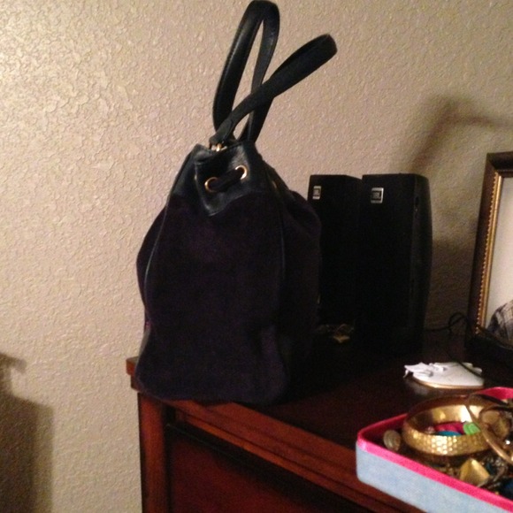 Navy & pink Juicy Couture purse - Picture 3 of 4