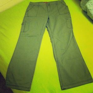 Brownish grey cargo pants!
