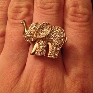 Gold elephant ring