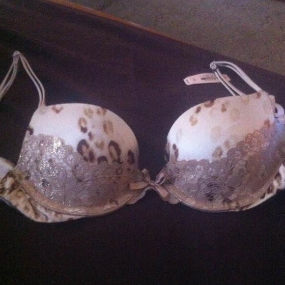 π«Soldπ« - Picture 4 of 4