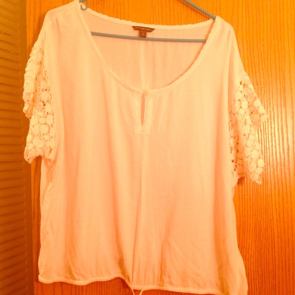 American Eagle Shirt