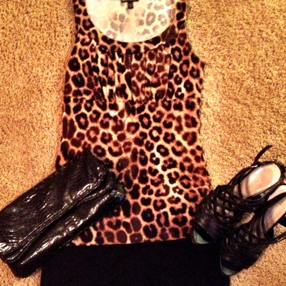 NWOT Leopard Print Express Top
