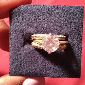 TRADE Size 8 Bella Luca wedding band set!