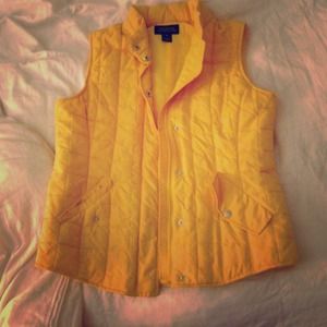 yellow Jones New York Signature vest