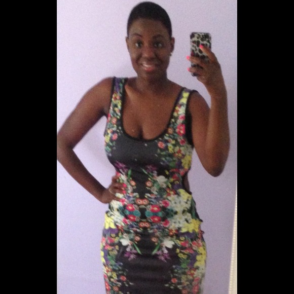 👗Sexy Cut-out Backless Dress 👗 - Picture 2 of 4