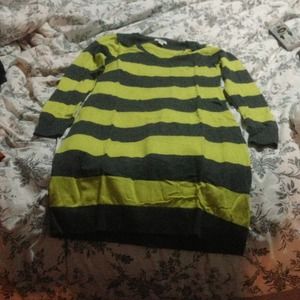 This is a light weight, soft cotton, tunic sweater