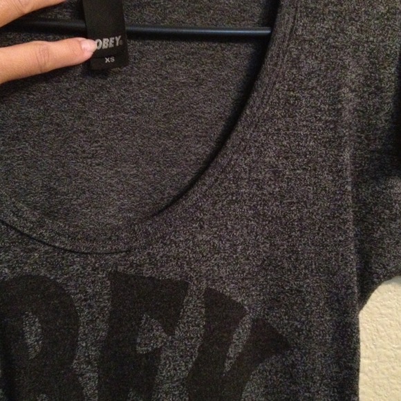 Obey blk and gray T. - Picture 2 of 3
