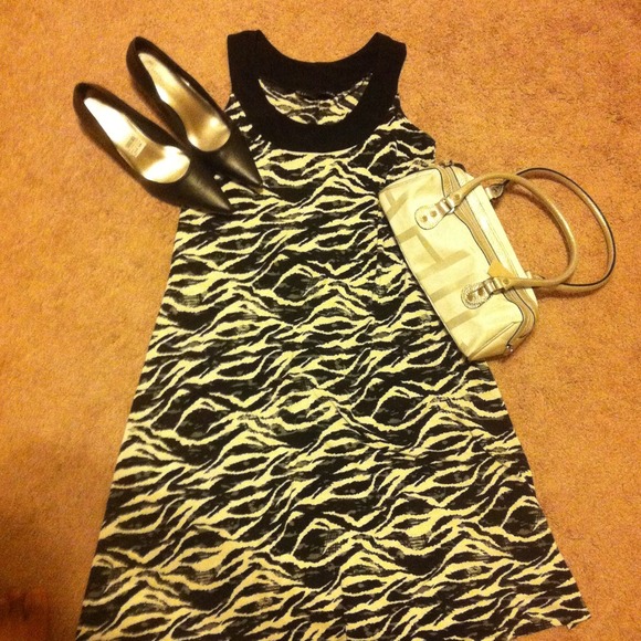 A classic dress in cheetah print!!