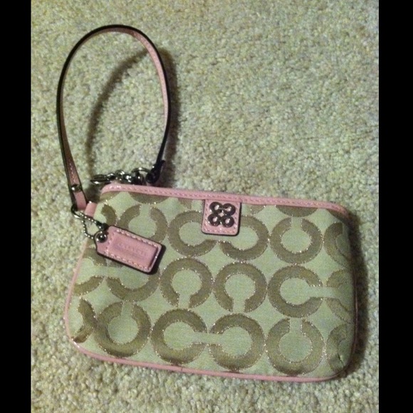 Chloe Clutches & Wallets - COACH WRISTLET