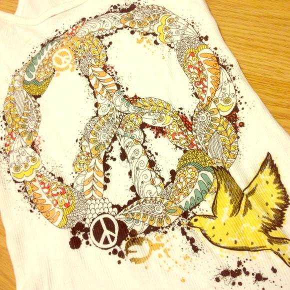 🍃REDUCED🍂 Retro Peace Tank Top