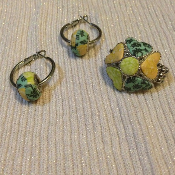 Macramé bracelet earrings and ring - Picture 3 of 3