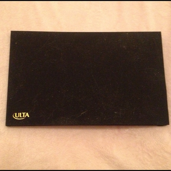 Sold💋Ulta mini lip gloss set!!💋 - Picture 2 of 2