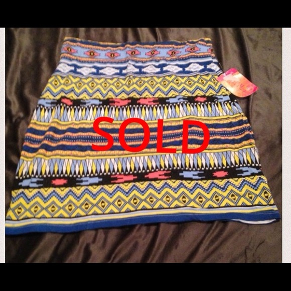 Tribal tight fitting skirt