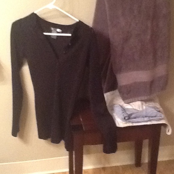 Long sleeve black top