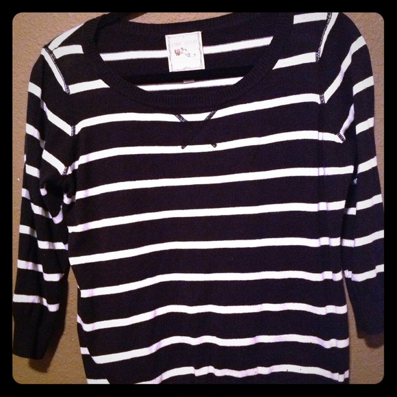 Striped navy blue with white stripes