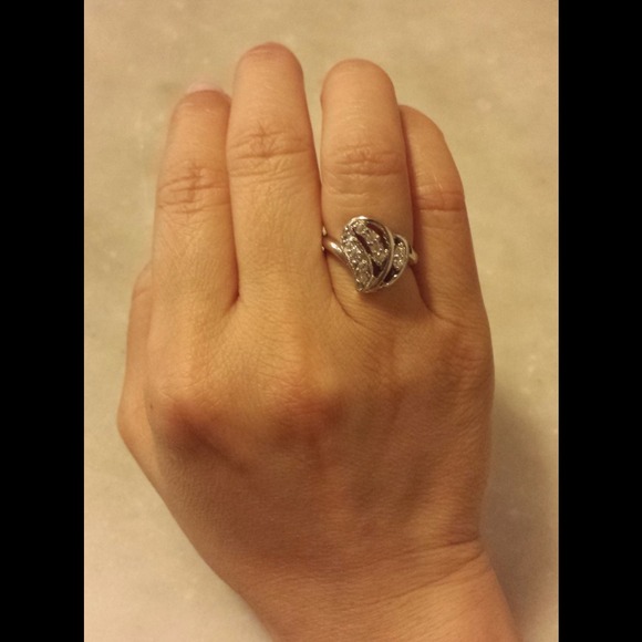 Heart Ring - Picture 2 of 2