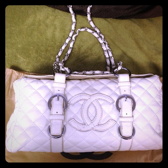 🚫Reserved 🚫Authentic Quilted Chanel