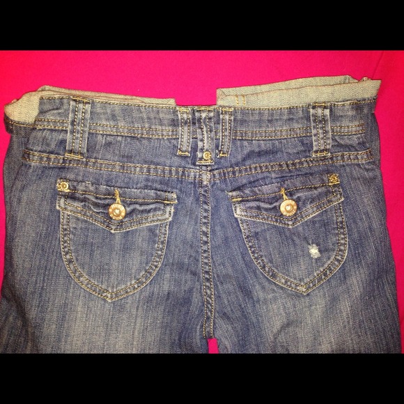 Mudd Capris - Picture 2 of 4