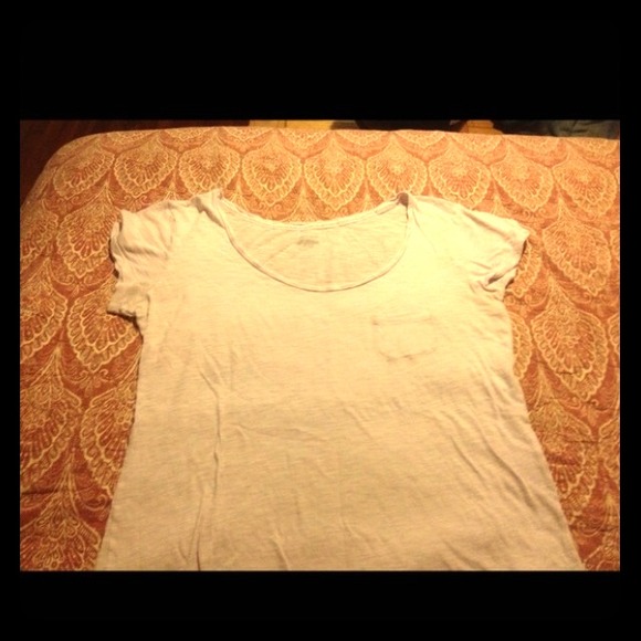 🌹bundled for @dufrain. Victoria Secret Tee