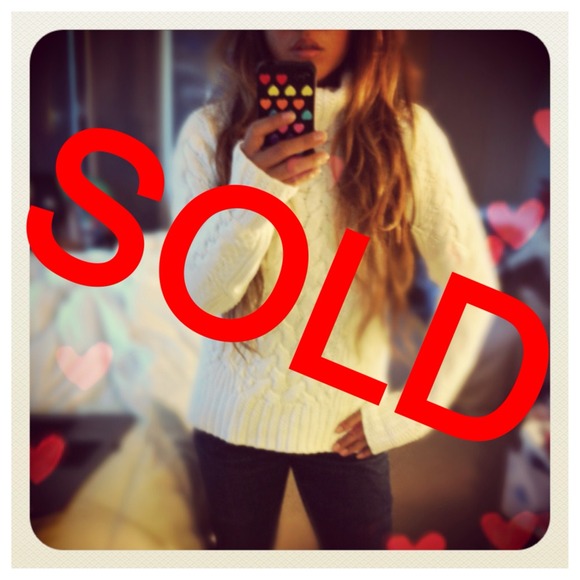 ❌Sold on ebay❌Banana Republic Sweater