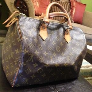 Authentic Louis Vuitton $450 Speedy 30