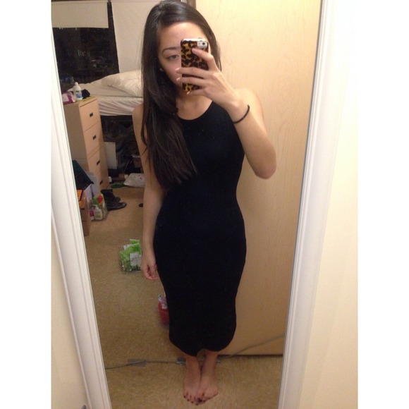 Brandy Melville dress - Picture 3 of 3