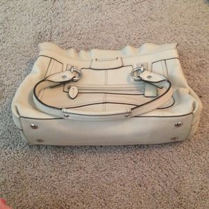 SALE!!! Coach beige leather purse