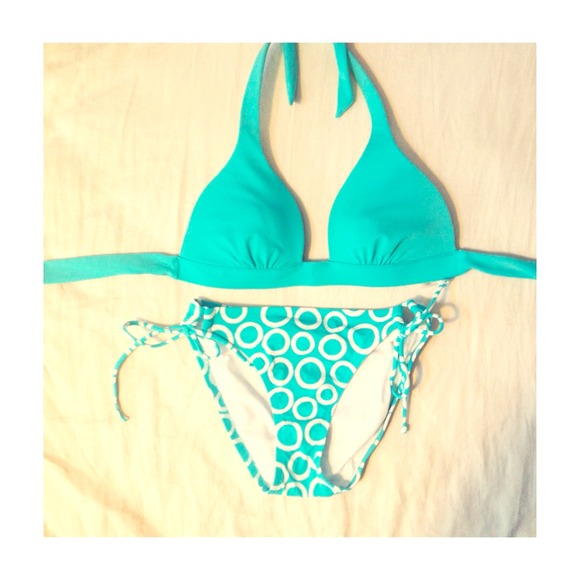 🎀Sold🎀 VS turquoise halter bikini